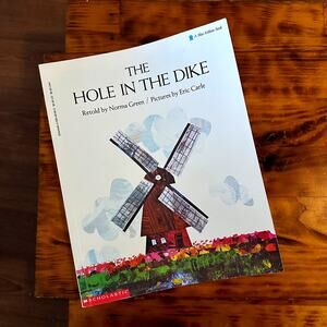 Vintage 1993 Eric Carle The Hole In The Dike Paperback Book